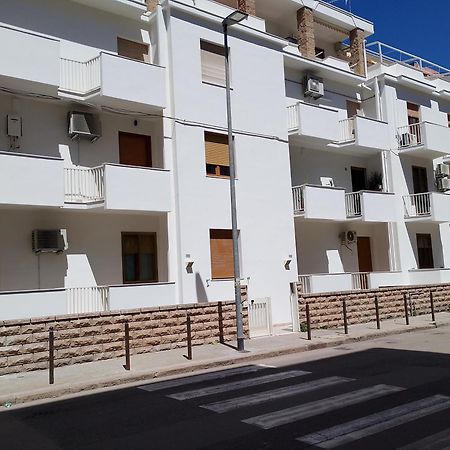 לינה וארוחת בוקר אלגהרו Colors House מראה חיצוני תמונה